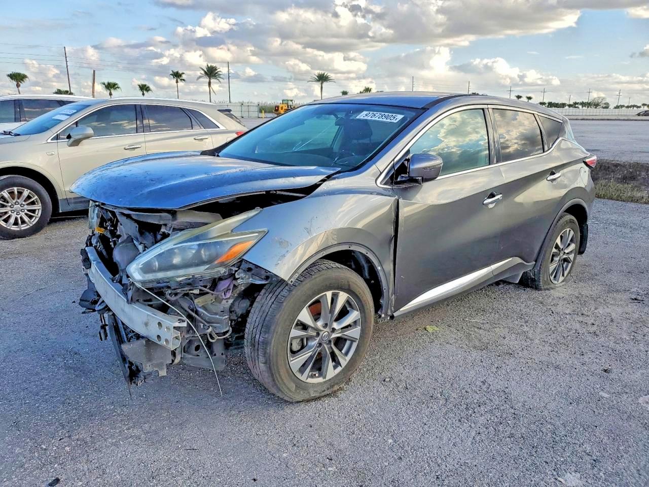 Photo of the 2018 NISSAN MURANO S
