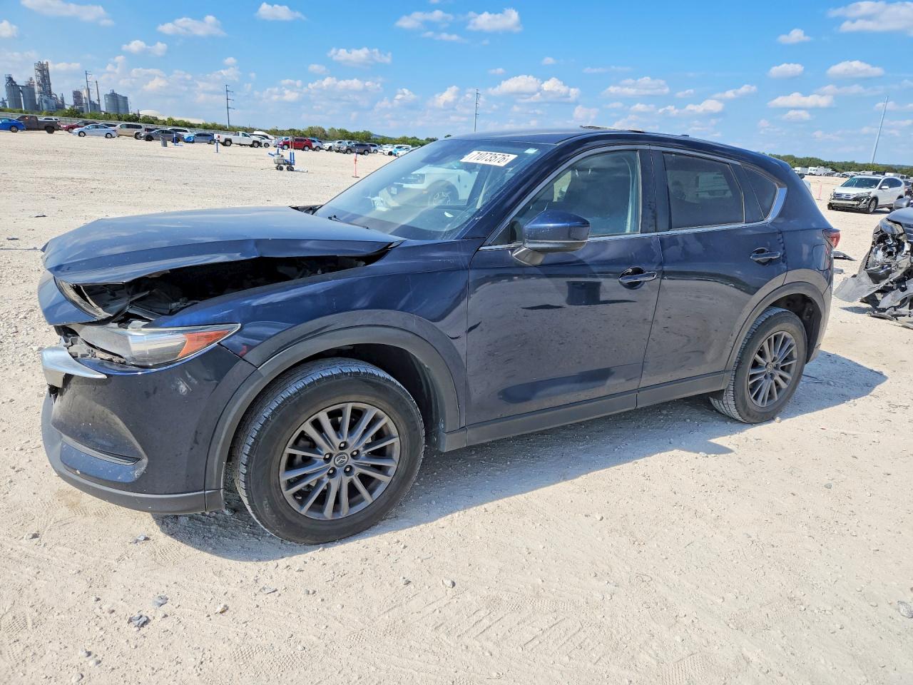 Photo of the 2020 MAZDA CX-5 TOURING