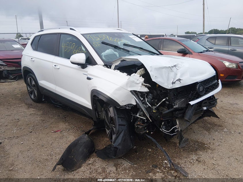 Photo of the 2024 VOLKSWAGEN TAOS 1.5T SE