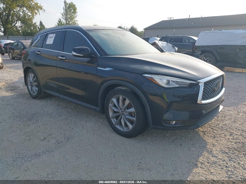 Photo of the 2019 INFINITI QX50 LUXE