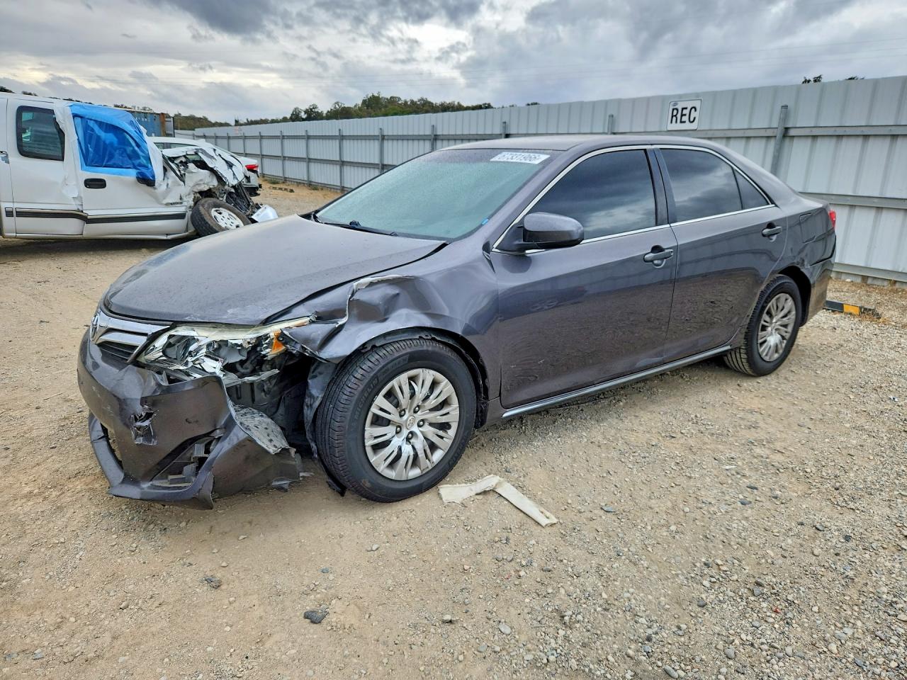 Photo of the 2013 TOYOTA CAMRY LE