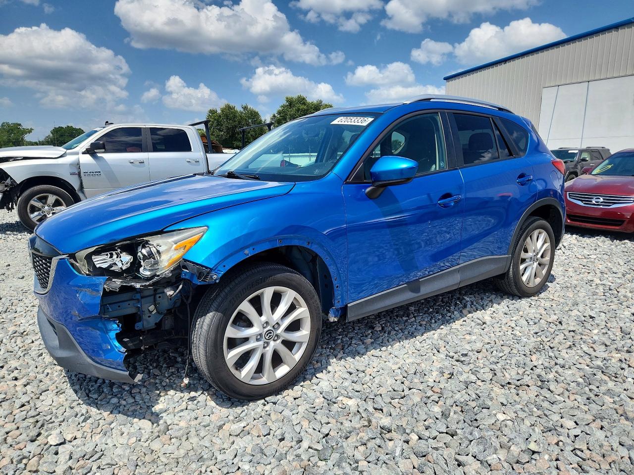 Photo of the 2013 MAZDA CX-5 GT