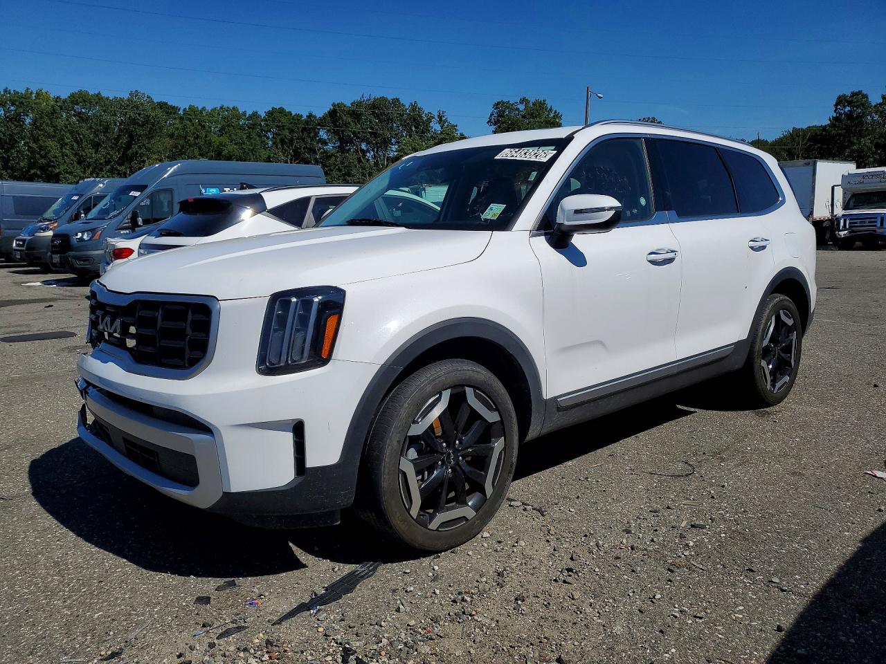 Photo of the 2025 KIA TELLURIDE S