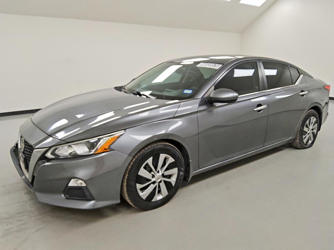 Photo of the 2021 NISSAN ALTIMA S