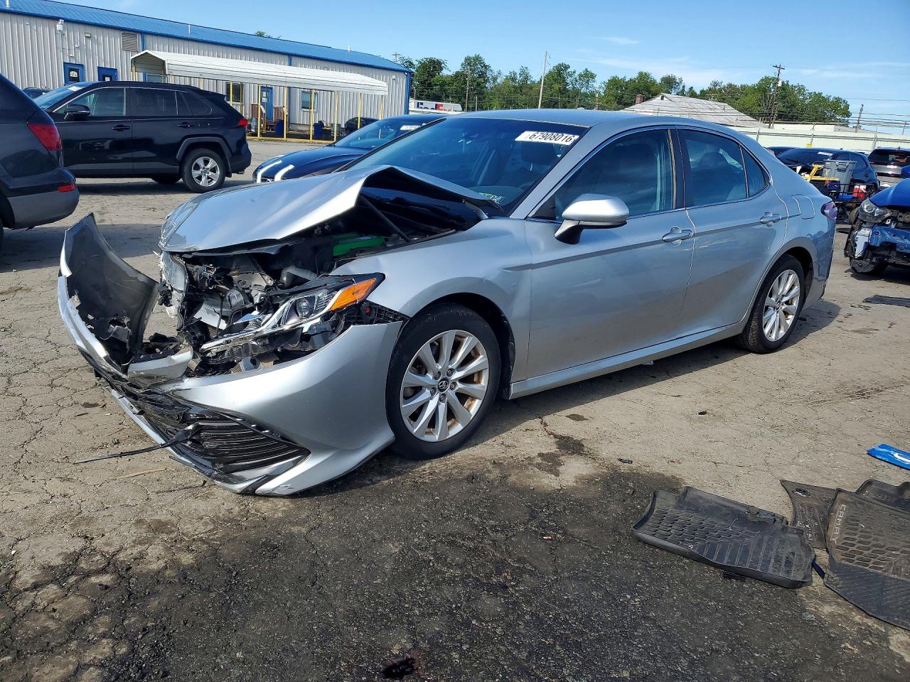 Photo of the 2018 TOYOTA CAMRY LE