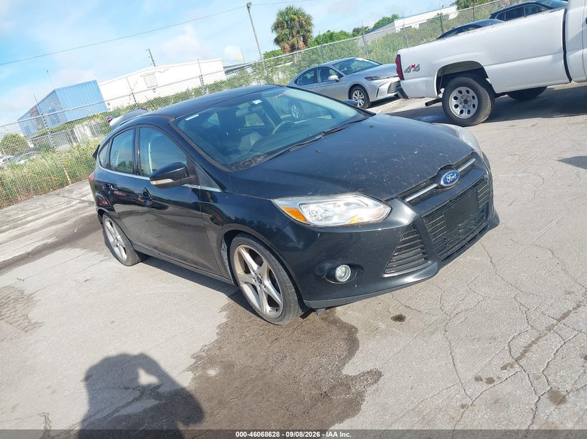 Photo of the 2013 FORD FOCUS TITANIUM