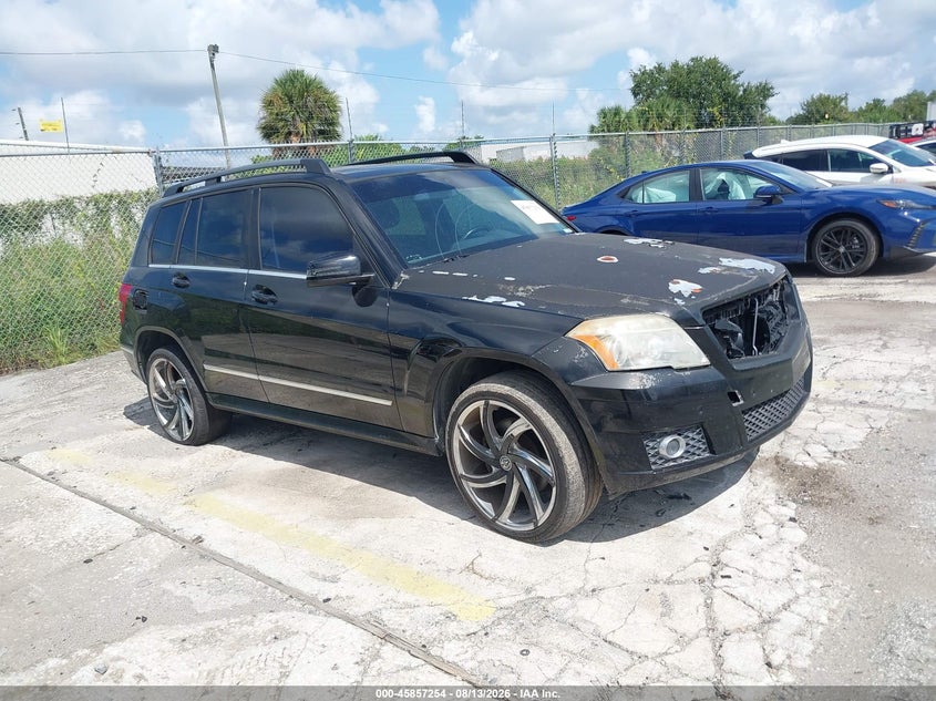Photo of the 2011 MERCEDES-BENZ GLK 350