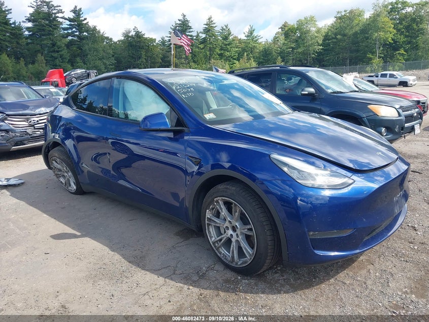 Photo of the 2020 TESLA MODEL Y LONG RANGE DUAL MOTOR ALL-WHEEL DRIVE