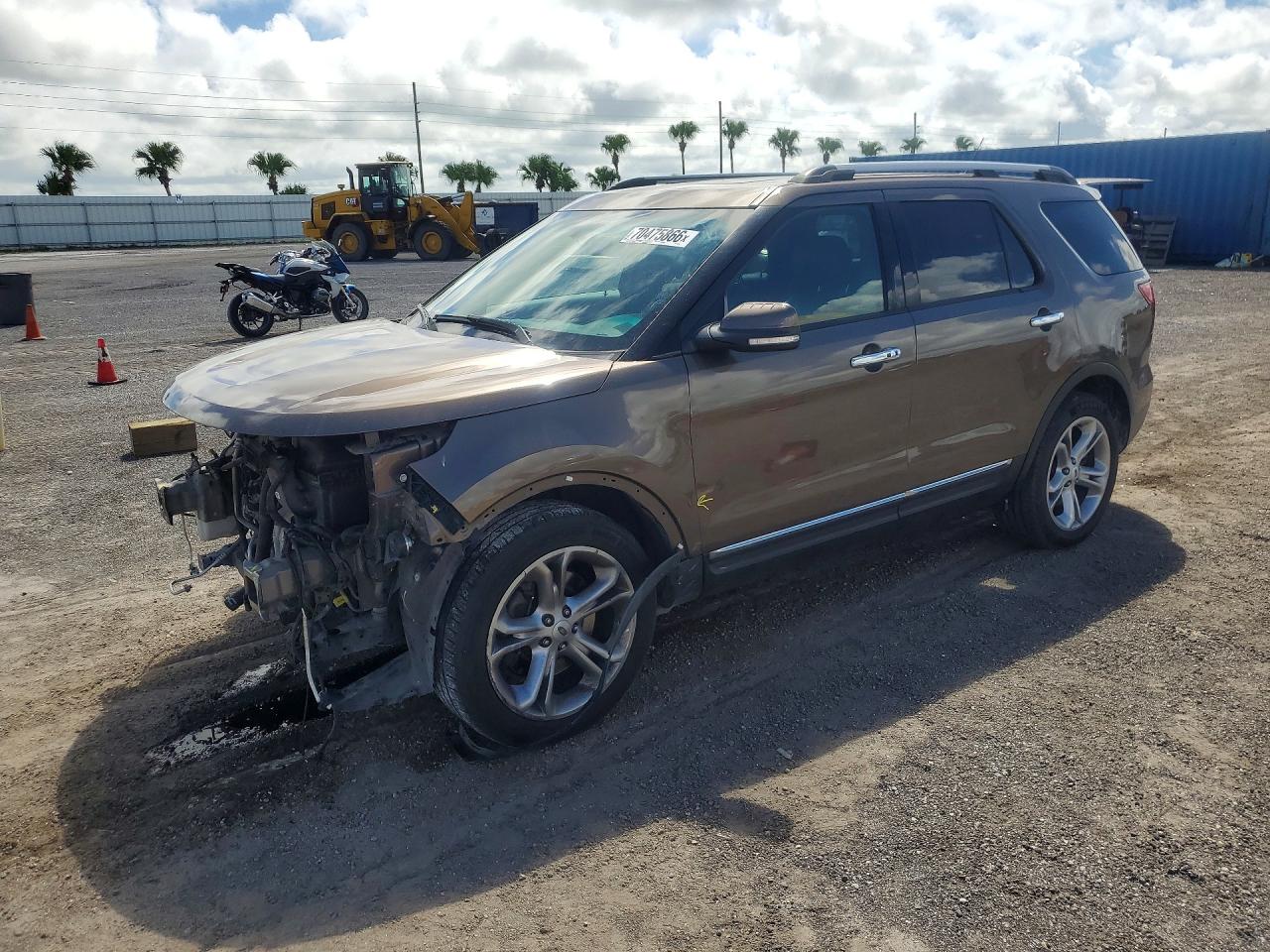 Photo of the 2015 FORD EXPLORER LIMITED