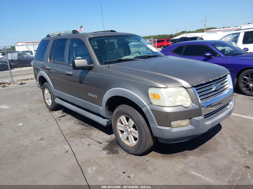 Photo of the 2006 FORD EXPLORER XLT