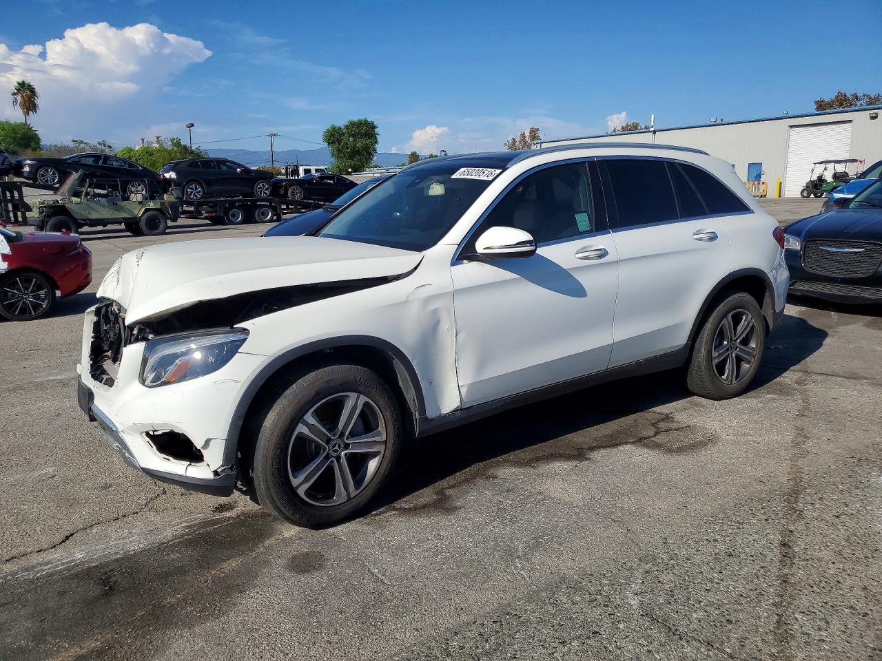 Photo of the 2019 MERCEDES-BENZ GLC 300