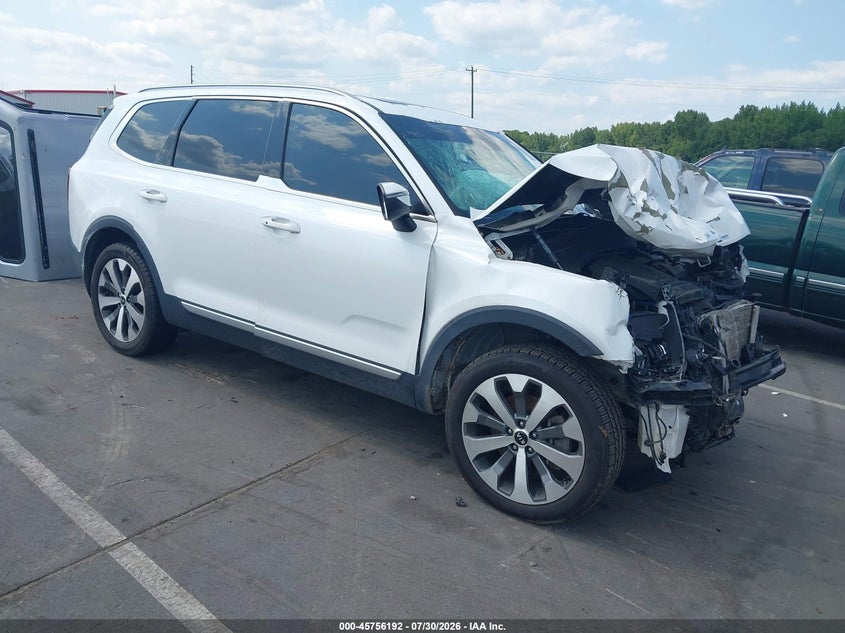 Photo of the 2020 KIA TELLURIDE S
