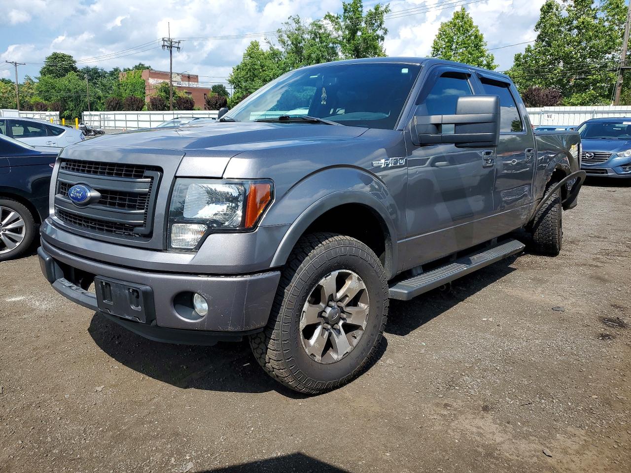 Photo of the 2013 FORD F150 SUPERCREW