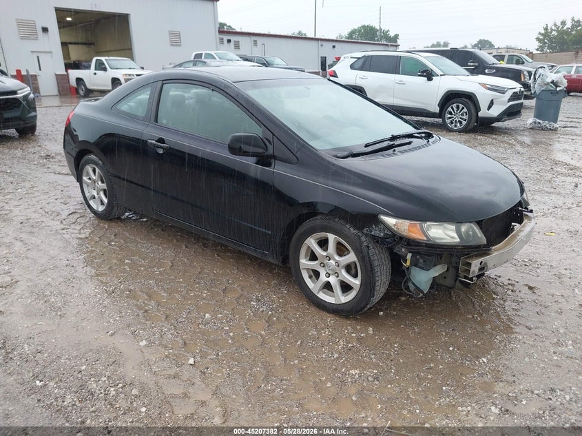 Photo of the 2010 HONDA CIVIC LX