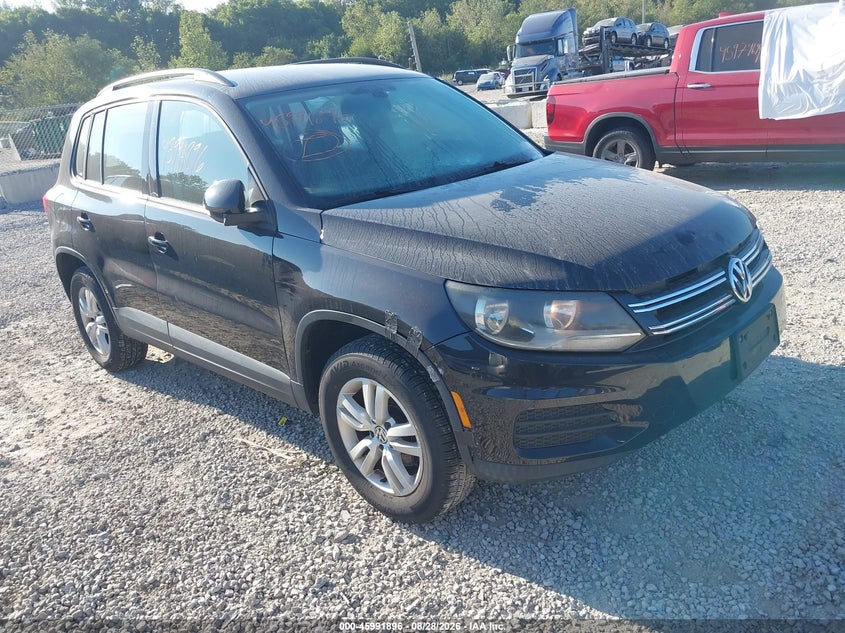 Photo of the 2016 VOLKSWAGEN TIGUAN S