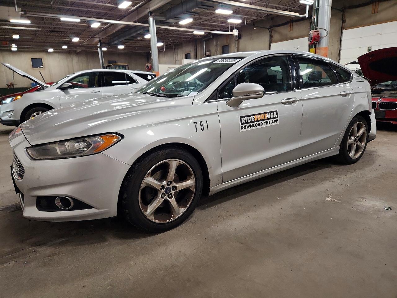 Photo of the 2015 FORD FUSION SE