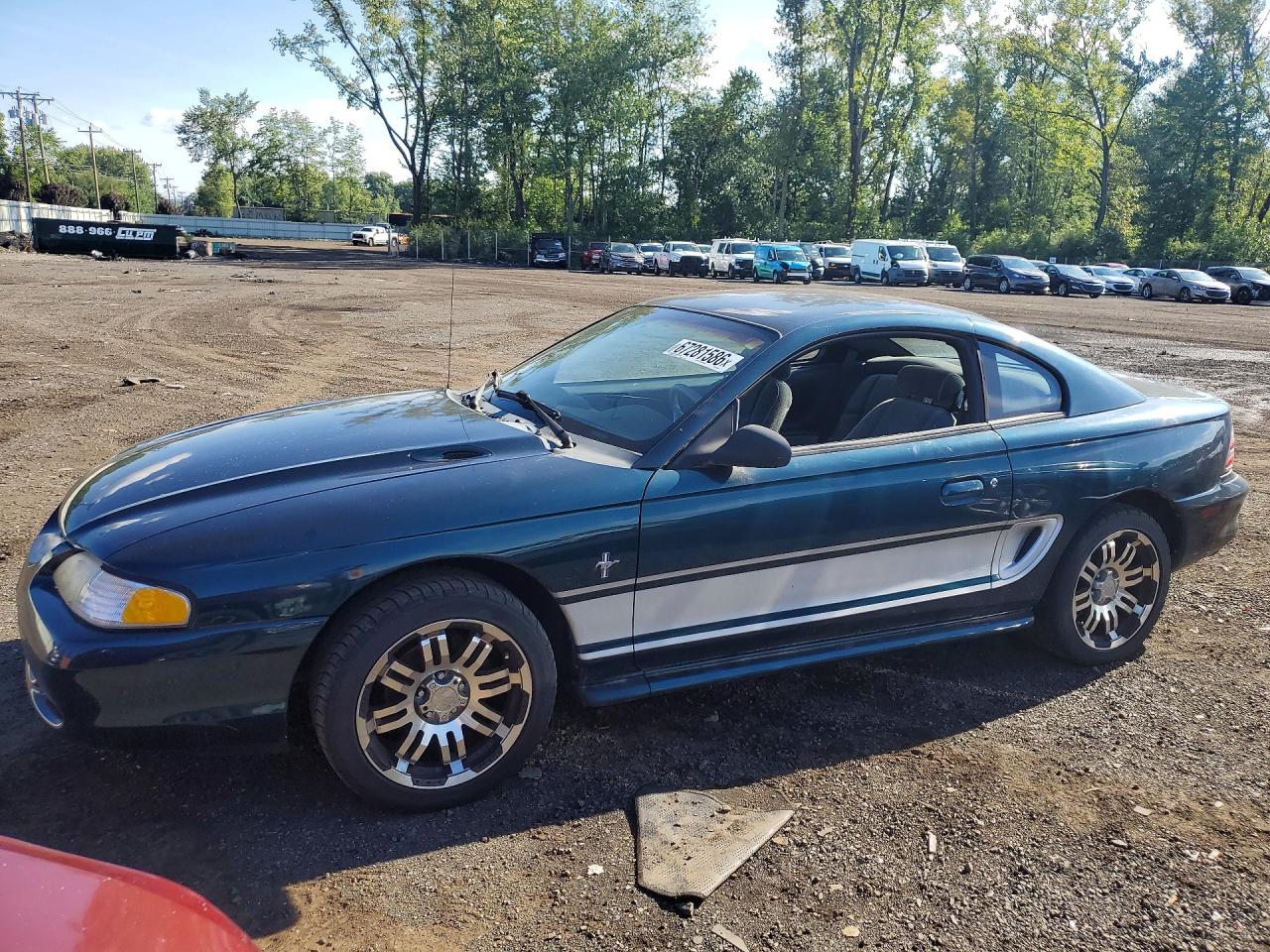 Photo of the 1994 FORD MUSTANG