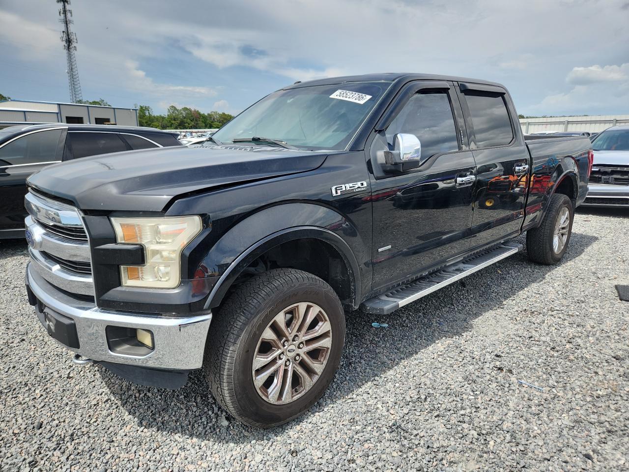 Photo of the 2016 FORD F150 SUPERCREW