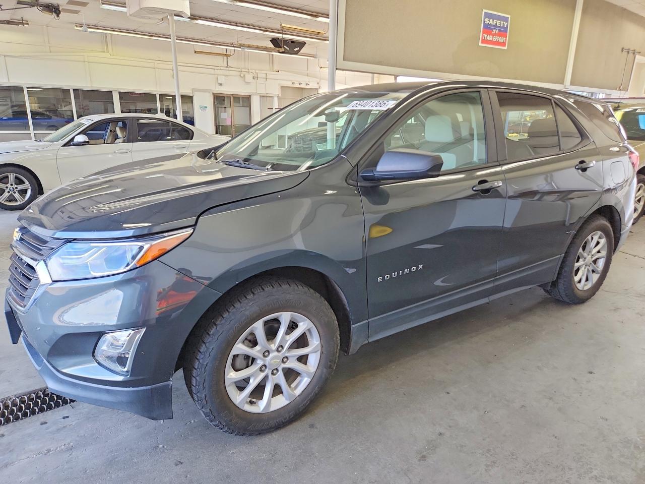 Photo of the 2020 CHEVROLET EQUINOX LS