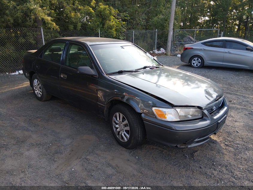 Photo of the 2000 TOYOTA CAMRY LE
