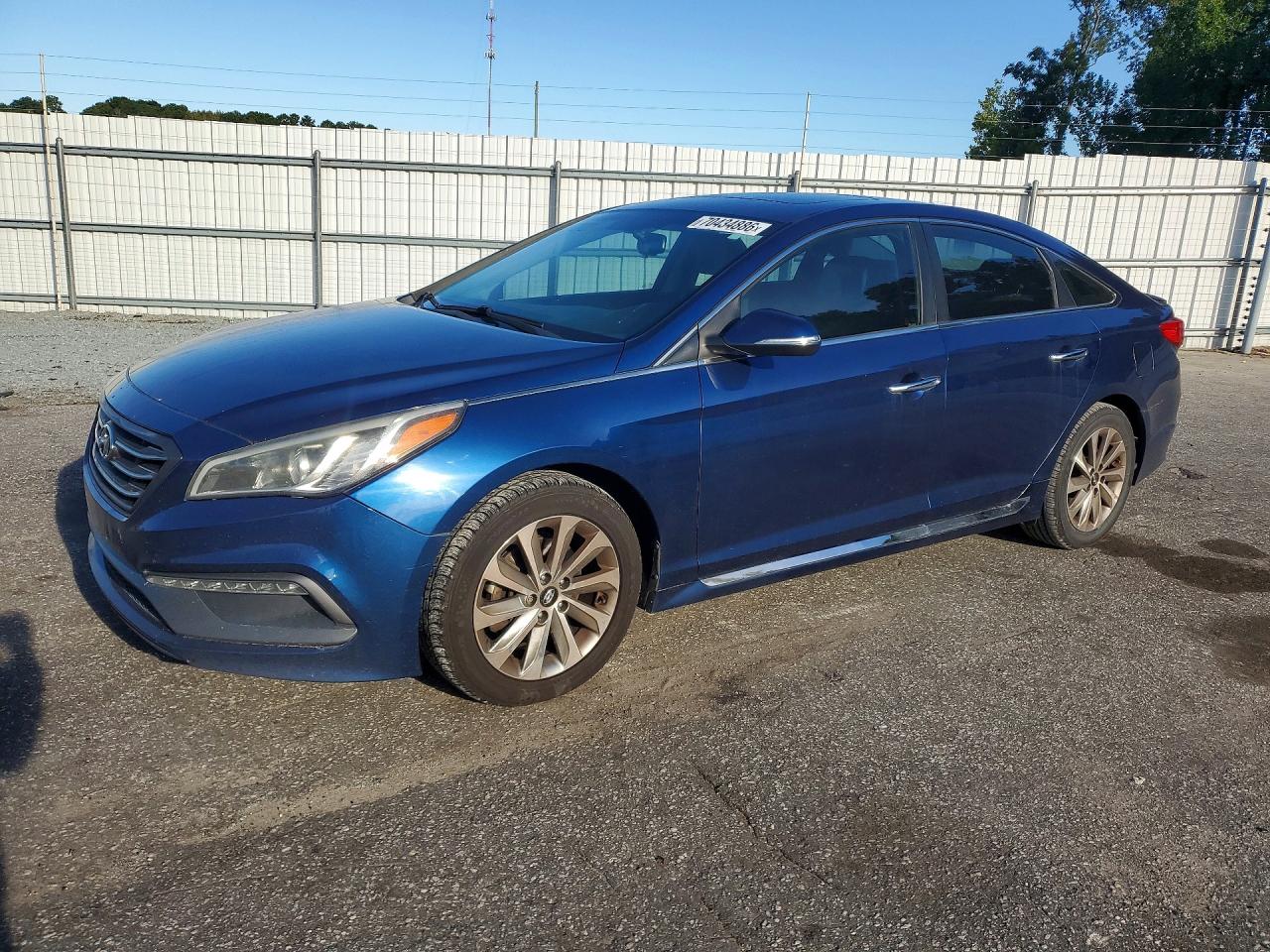 Photo of the 2017 HYUNDAI SONATA SPORT