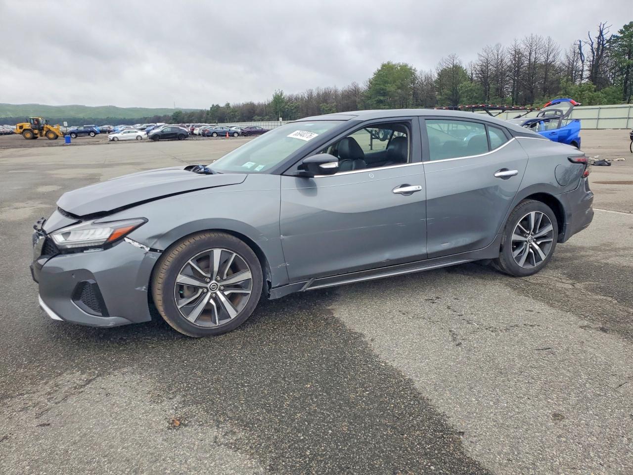 Photo of the 2019 NISSAN MAXIMA 3.5 SL