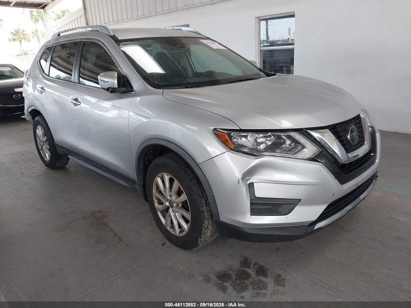 Photo of the 2020 NISSAN ROGUE SV FWD