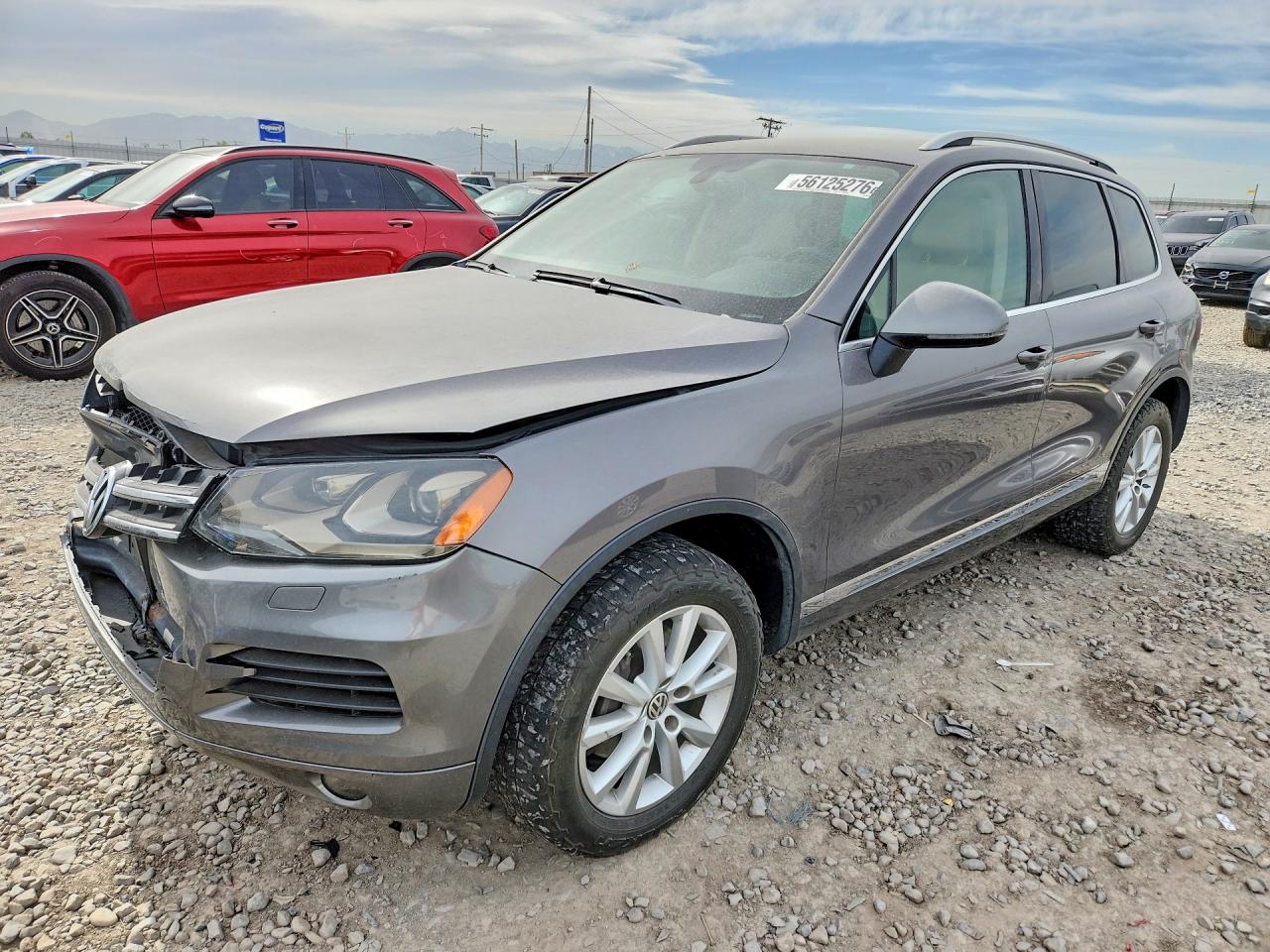 Photo of the 2013 VOLKSWAGEN TOUAREG V6