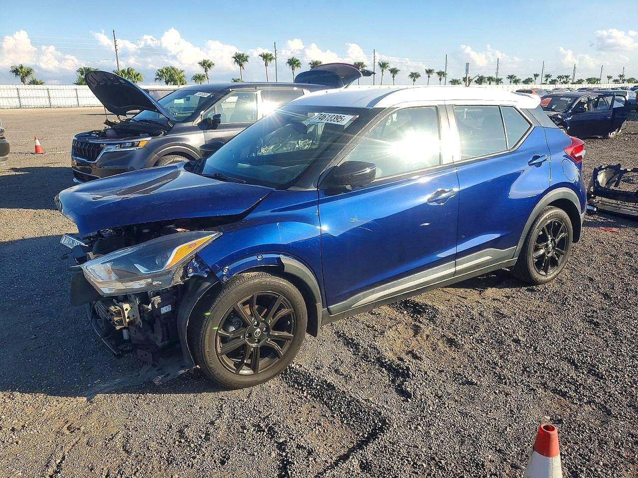 Photo of the 2019 NISSAN KICKS SR