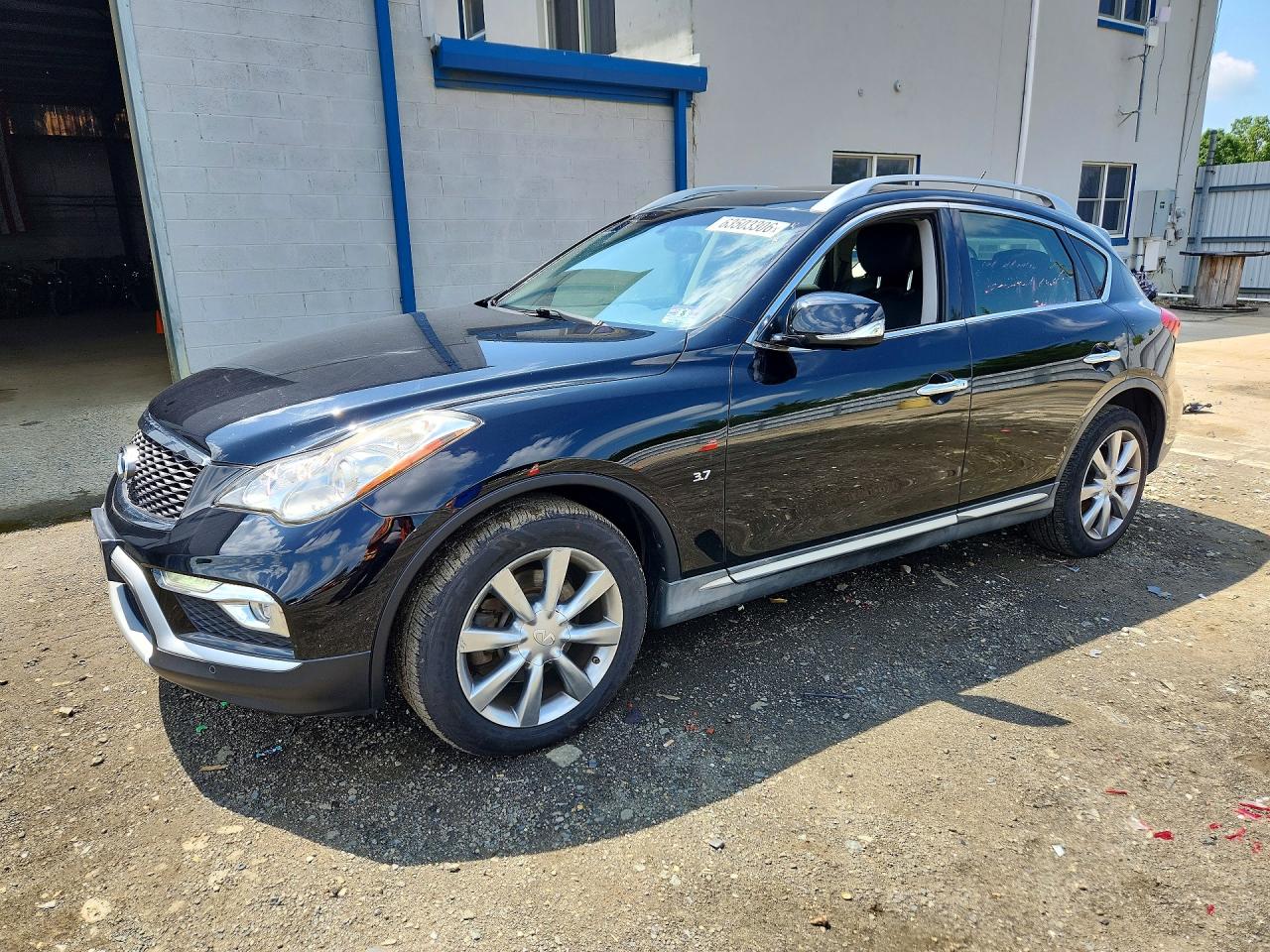 Photo of the 2017 INFINITI QX50 BASE