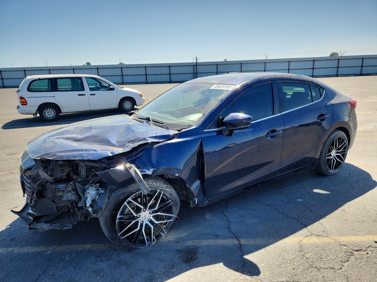 Photo of the 2018 MAZDA 3 TOURING