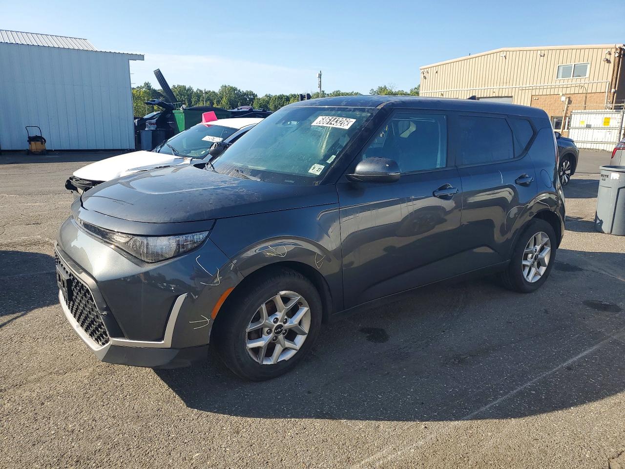 Photo of the 2023 KIA SOUL LX