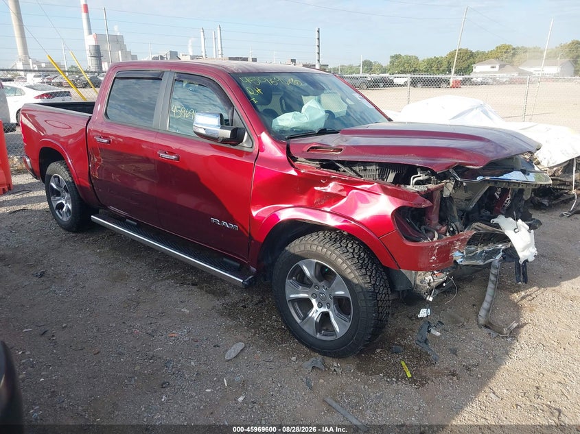 Photo of the 2019 RAM 1500 LARAMIE 4X4 5'7 BOX