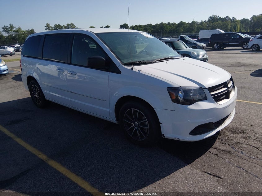 Photo of the 2015 DODGE GRAND CARAVAN SE
