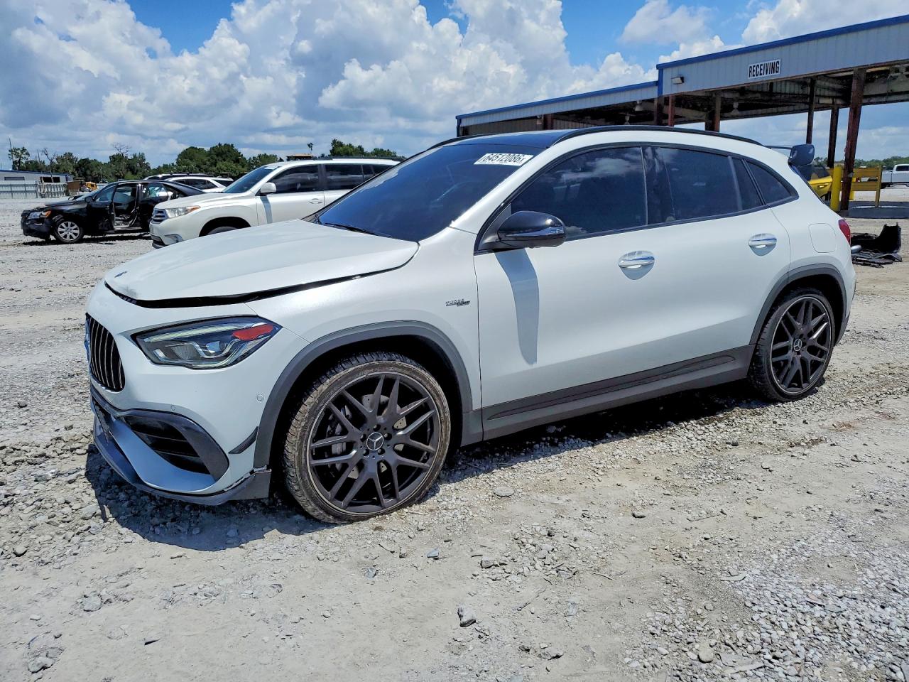 Photo of the 2021 MERCEDES-BENZ GLA 45 AMG