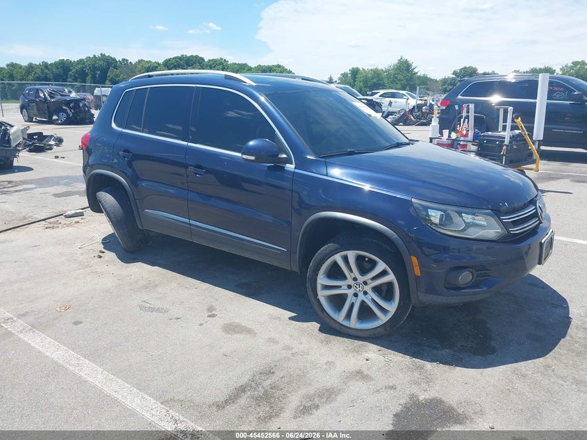 Photo of the 2013 VOLKSWAGEN TIGUAN SEL