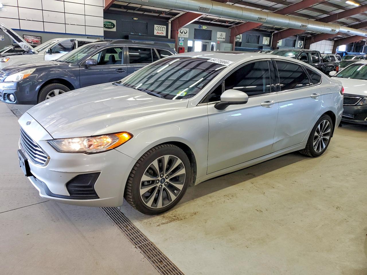 Photo of the 2019 FORD FUSION SE