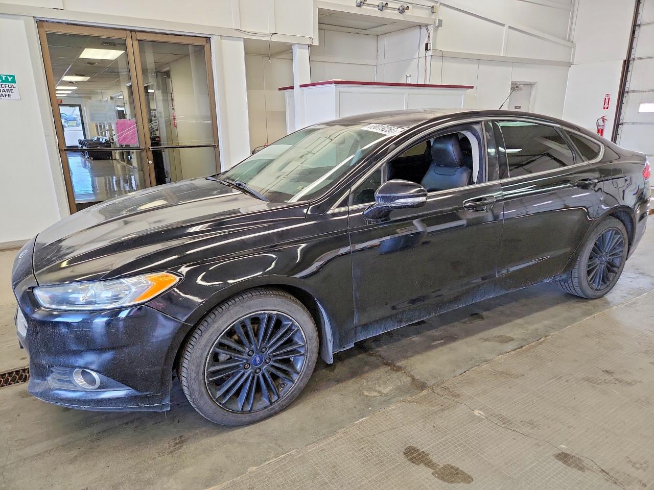 Photo of the 2016 FORD FUSION SE