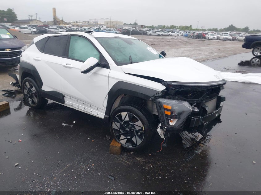 Photo of the 2025 HYUNDAI KONA SEL