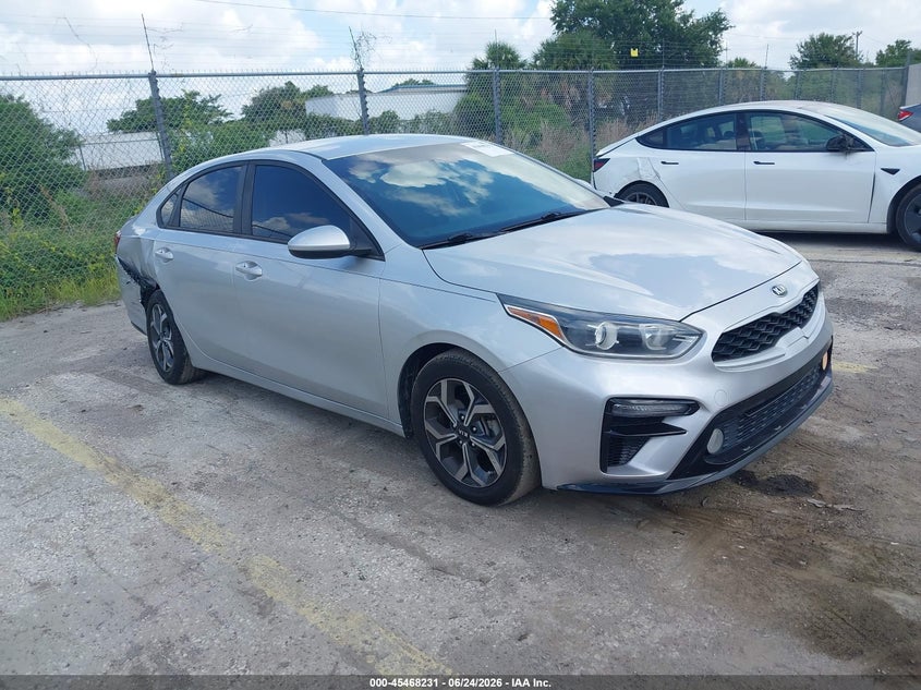 Photo of the 2021 KIA FORTE LXS