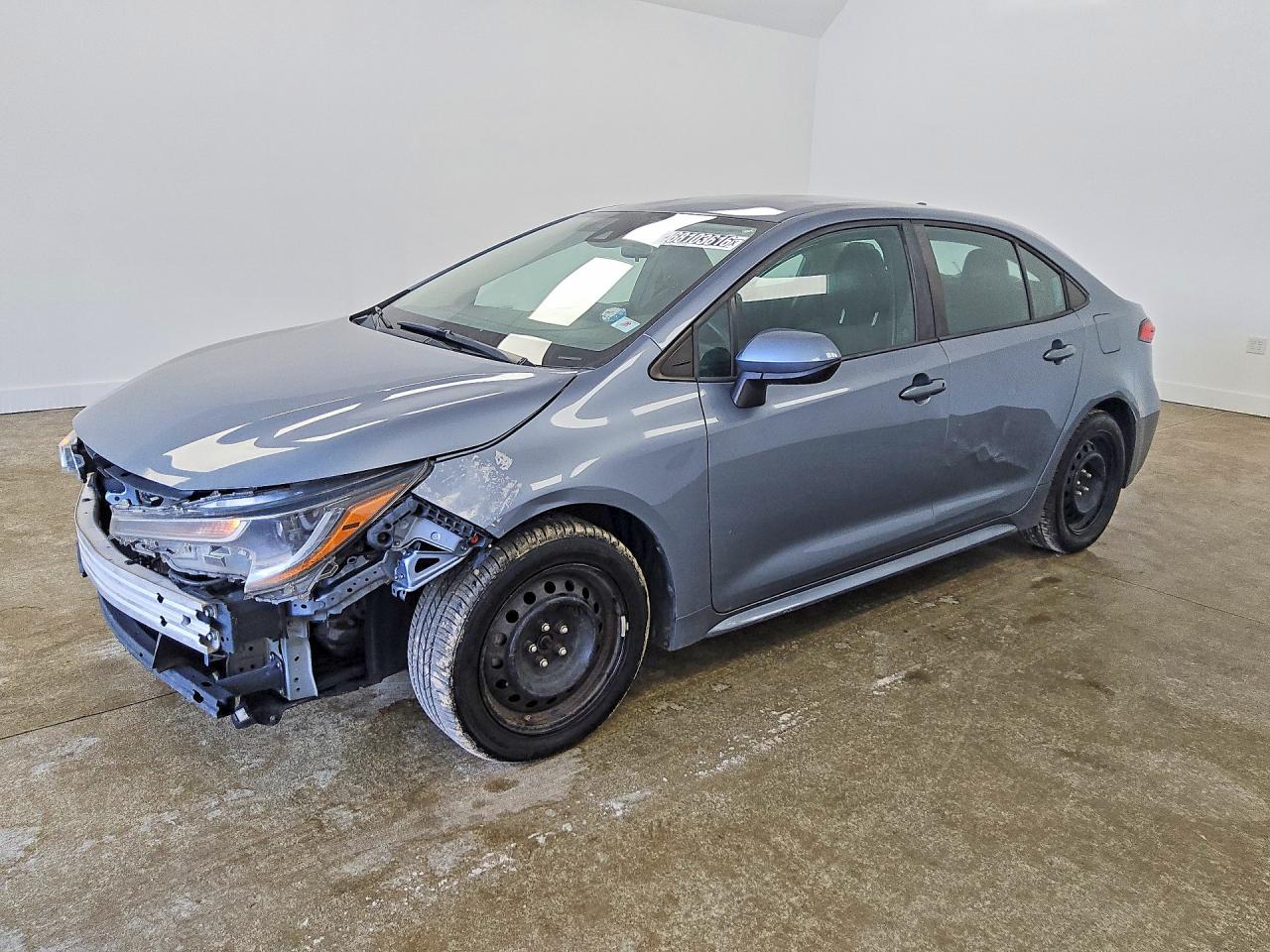 Photo of the 2021 TOYOTA COROLLA LE