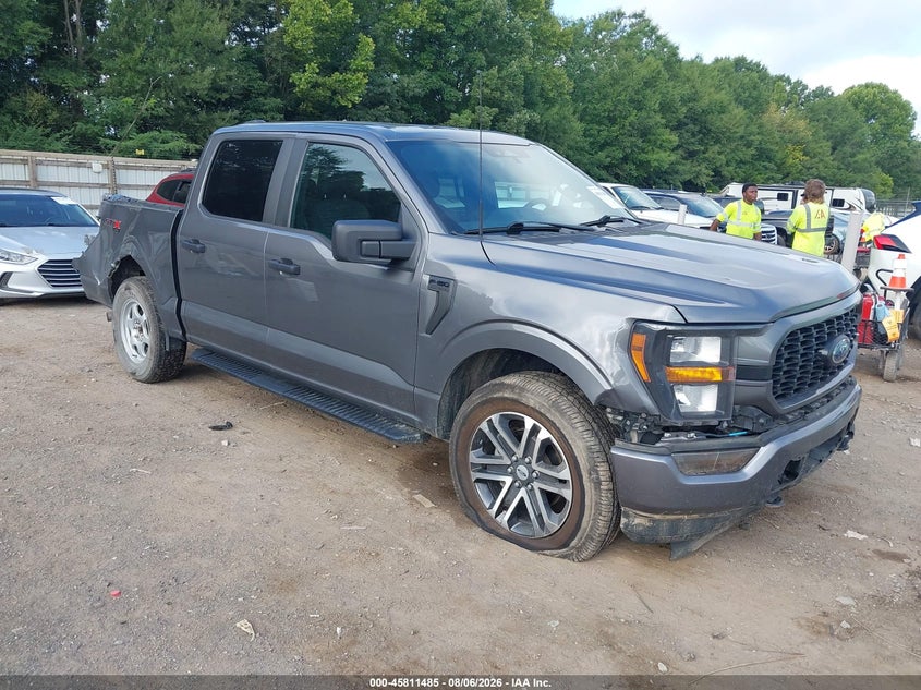 Photo of the 2023 FORD F-150 XL