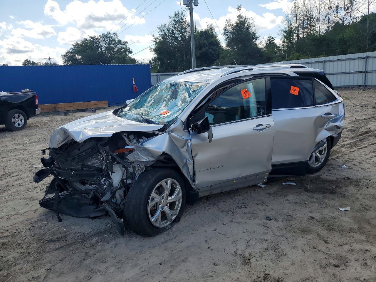 Photo of the 2021 CHEVROLET EQUINOX PREMIER