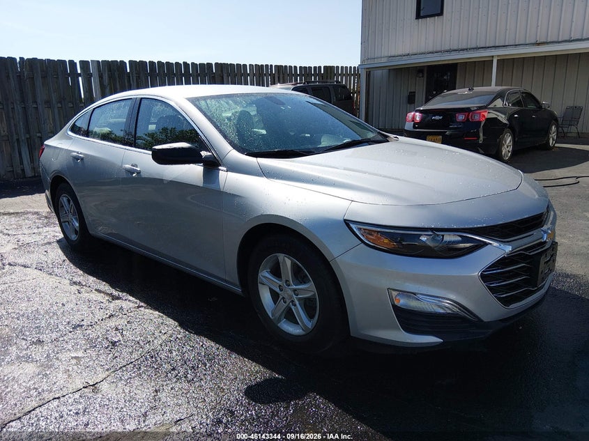 Photo of the 2020 CHEVROLET MALIBU FWD 1FL