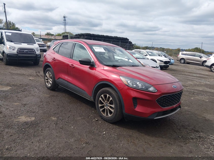 Photo of the 2022 FORD ESCAPE SE