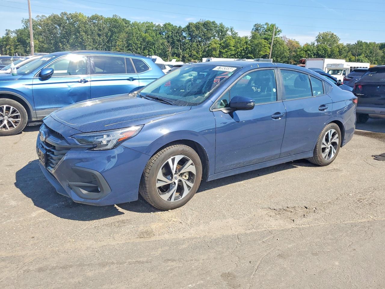 Photo of the 2025 SUBARU LEGACY PREMIUM