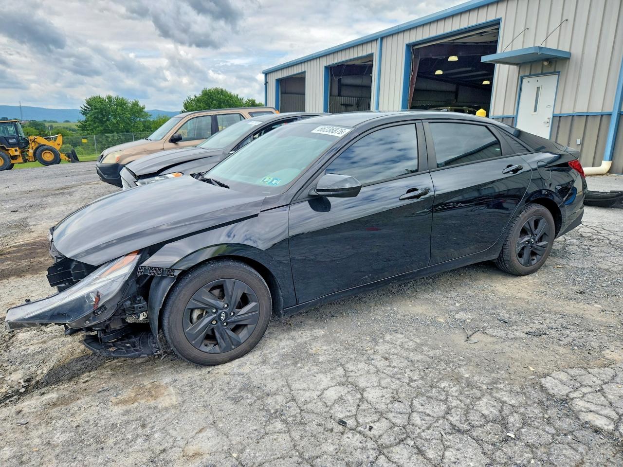 Photo of the 2021 HYUNDAI ELANTRA BLUE