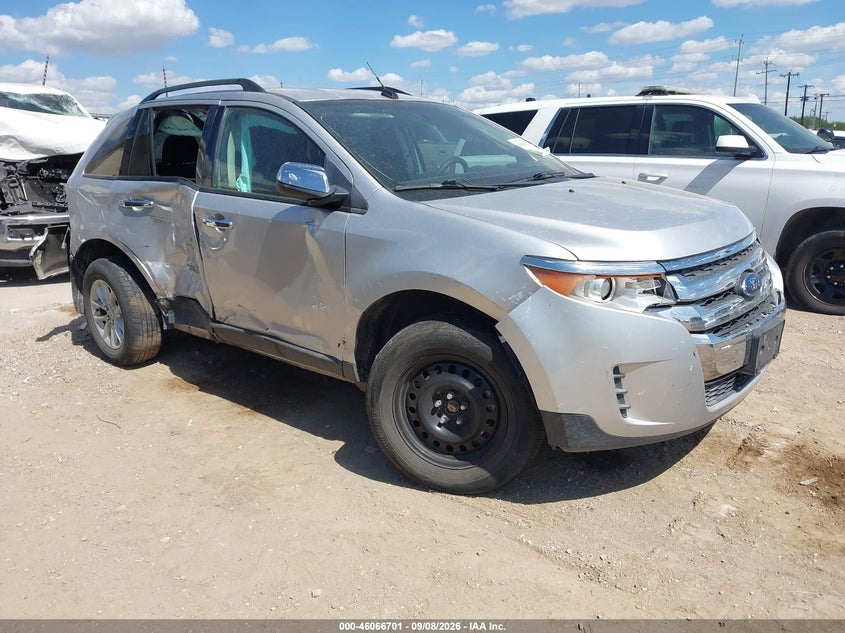 Photo of the 2013 FORD EDGE SE