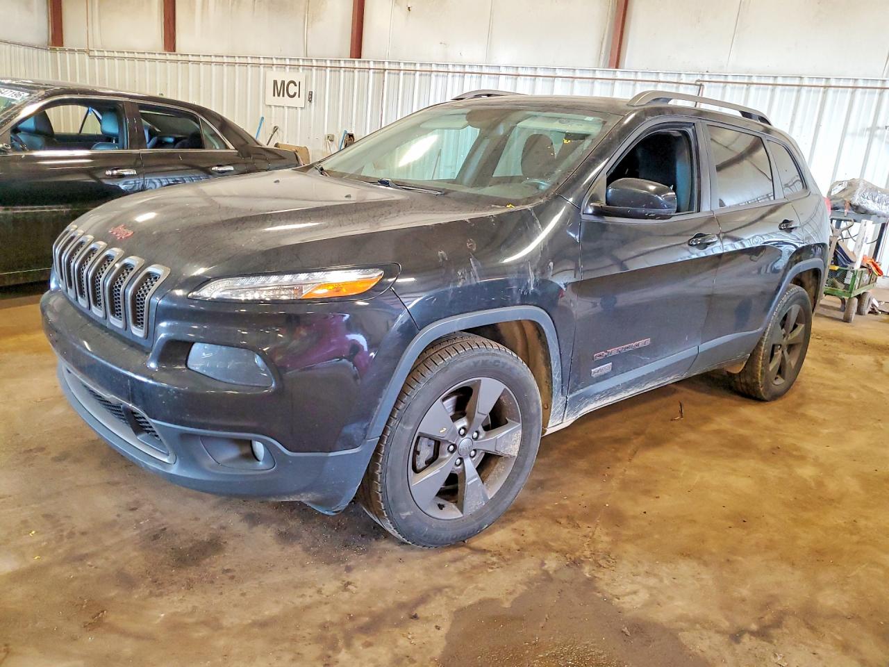 Photo of the 2016 JEEP CHEROKEE LATITUDE