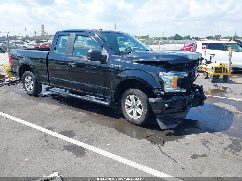 Photo of the 2018 FORD F-150 XL